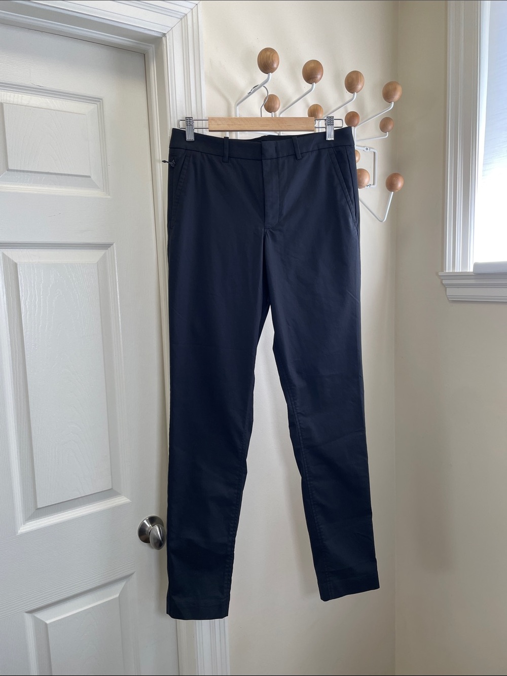 Kit and Ace - Mercer Multi Tech Slim Pants - Black - 32